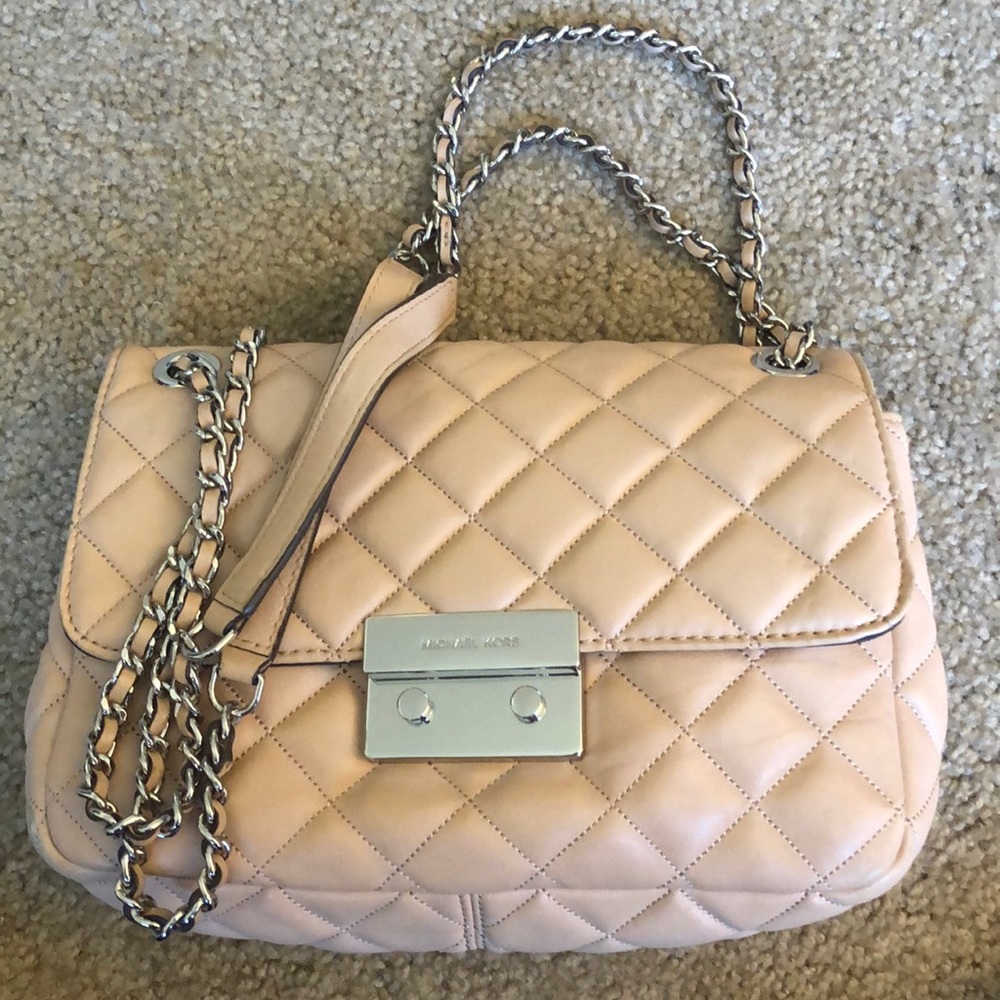 🔴 Michael Kors Quilted Crossbody